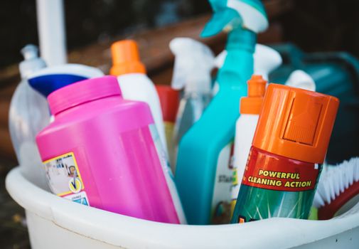 Cleaning liquids